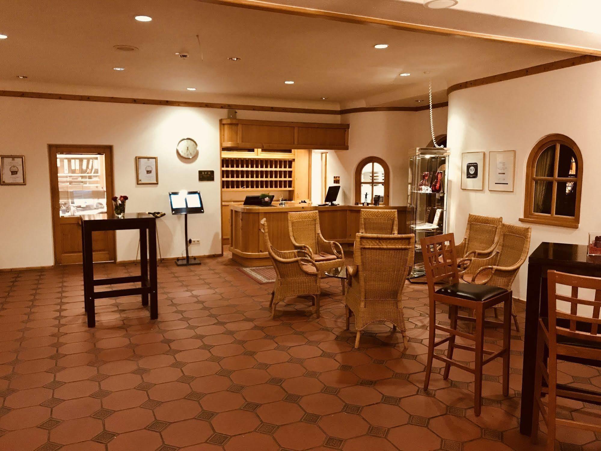 Hotel Consulat Des Weins Sankt Martin Esterno foto